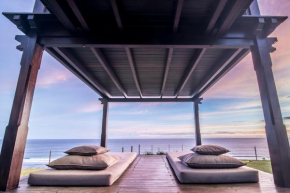 Отель Pandawa Cliff Edge Ocean View Banyu Biru Villa  Kuta